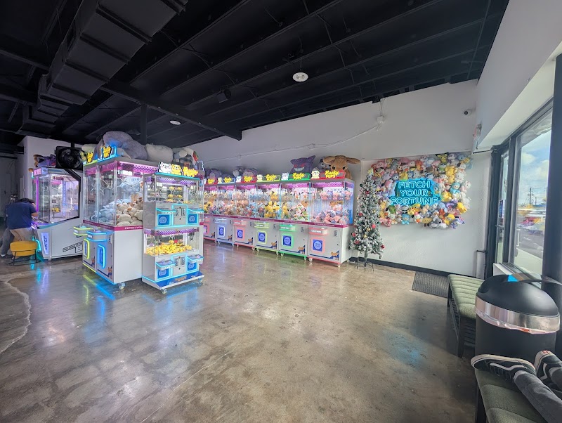 Lucky Pups Claw Arcade