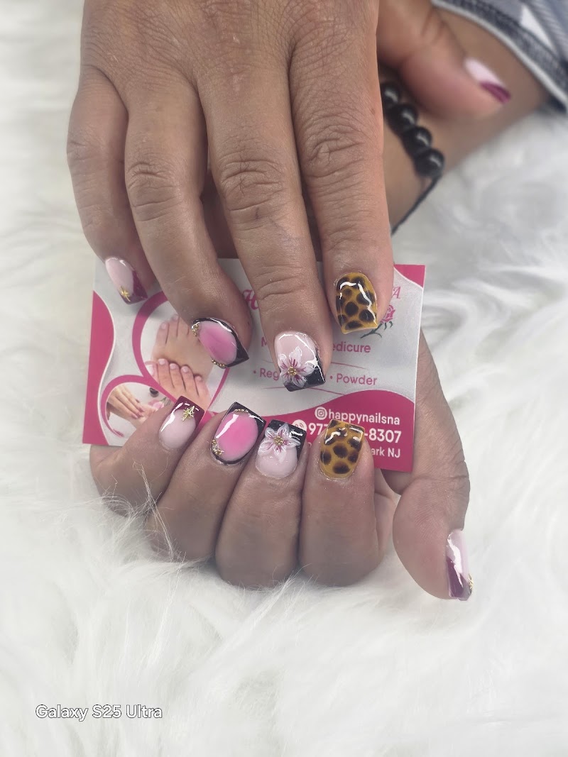 Happy Nails NA.