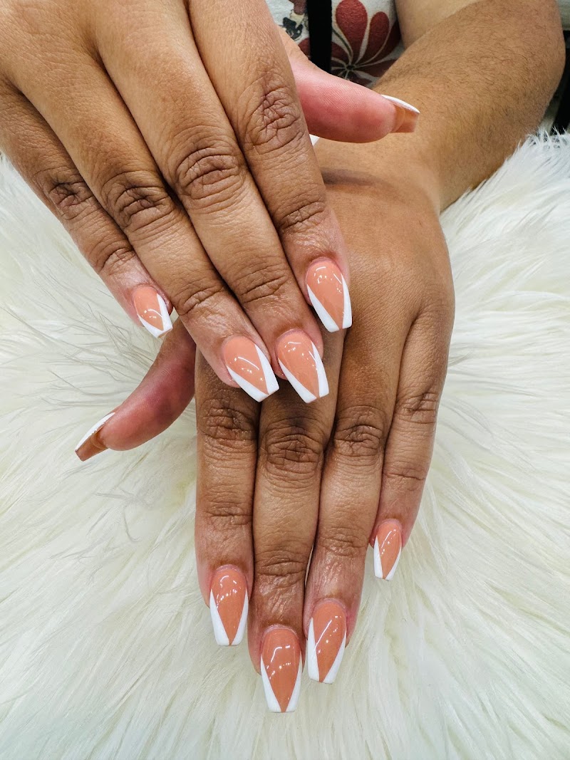 City Nails & Spa