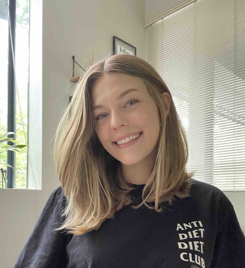 Rheanna Smith, RD - Dietitian Nutritionist cover image