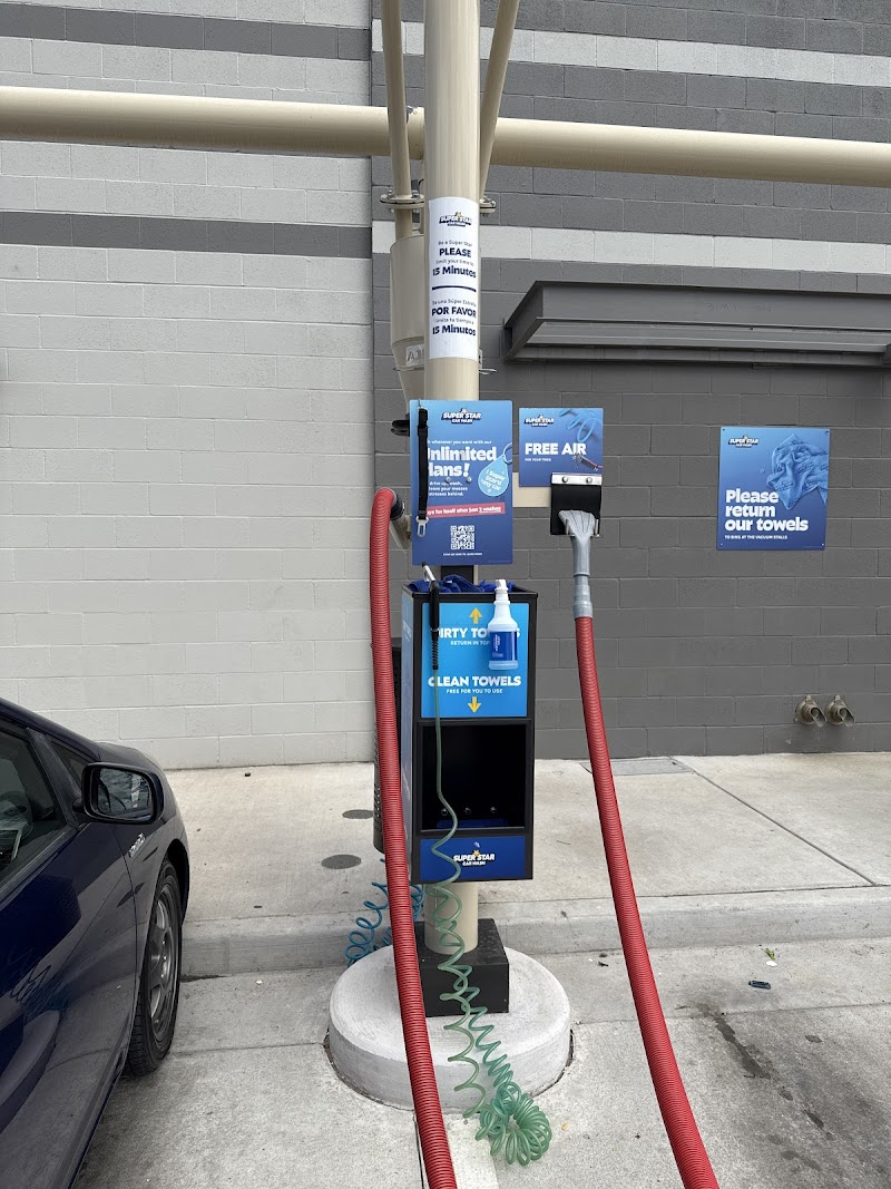 Super Star Car Wash - Centennial Blvd & Fillmore St