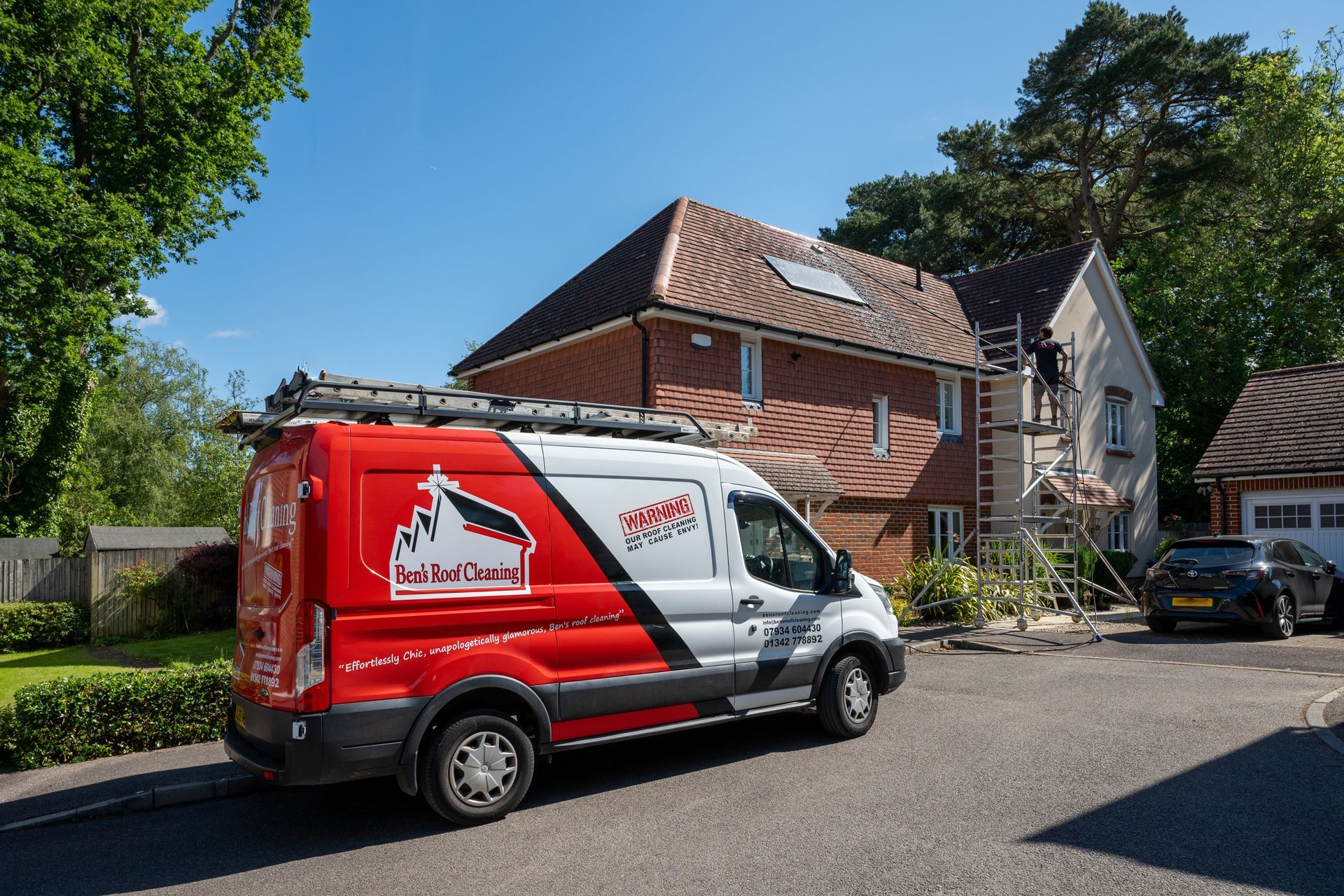 Bens Roof Cleaning & Moss Removal London cover