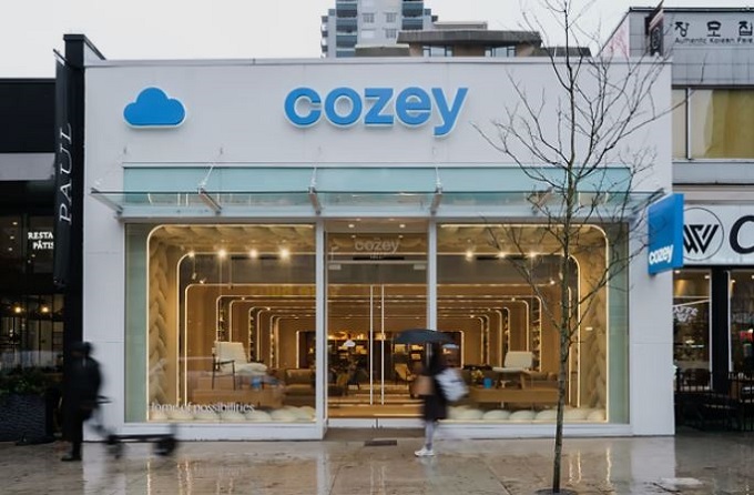 Cozey Vancouver cover