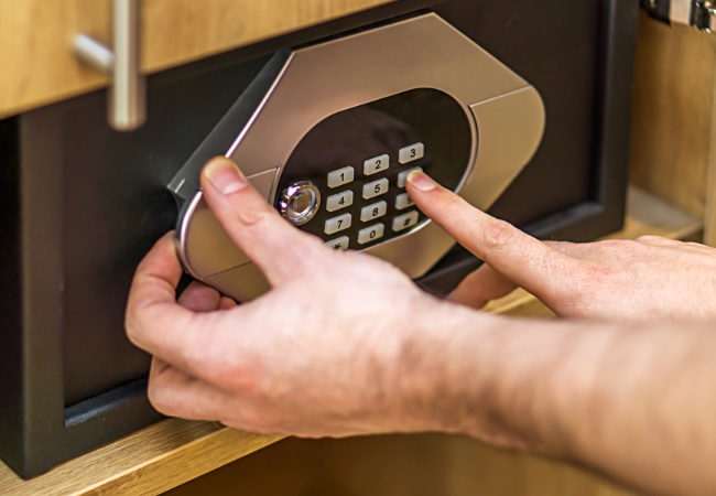 HERO LOCKSMITHS SARASOTA- Home And Car Locksmith Services cover