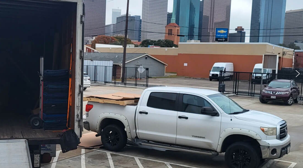 911 Houston Movers cover