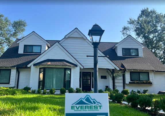 Everest Siding and Windows Contractor Houston cover