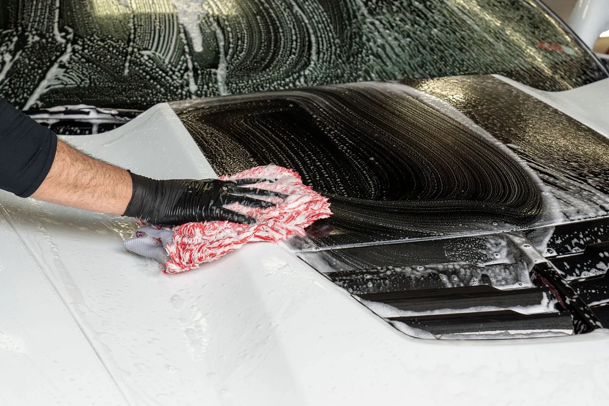 Ideal Auto Detail cover