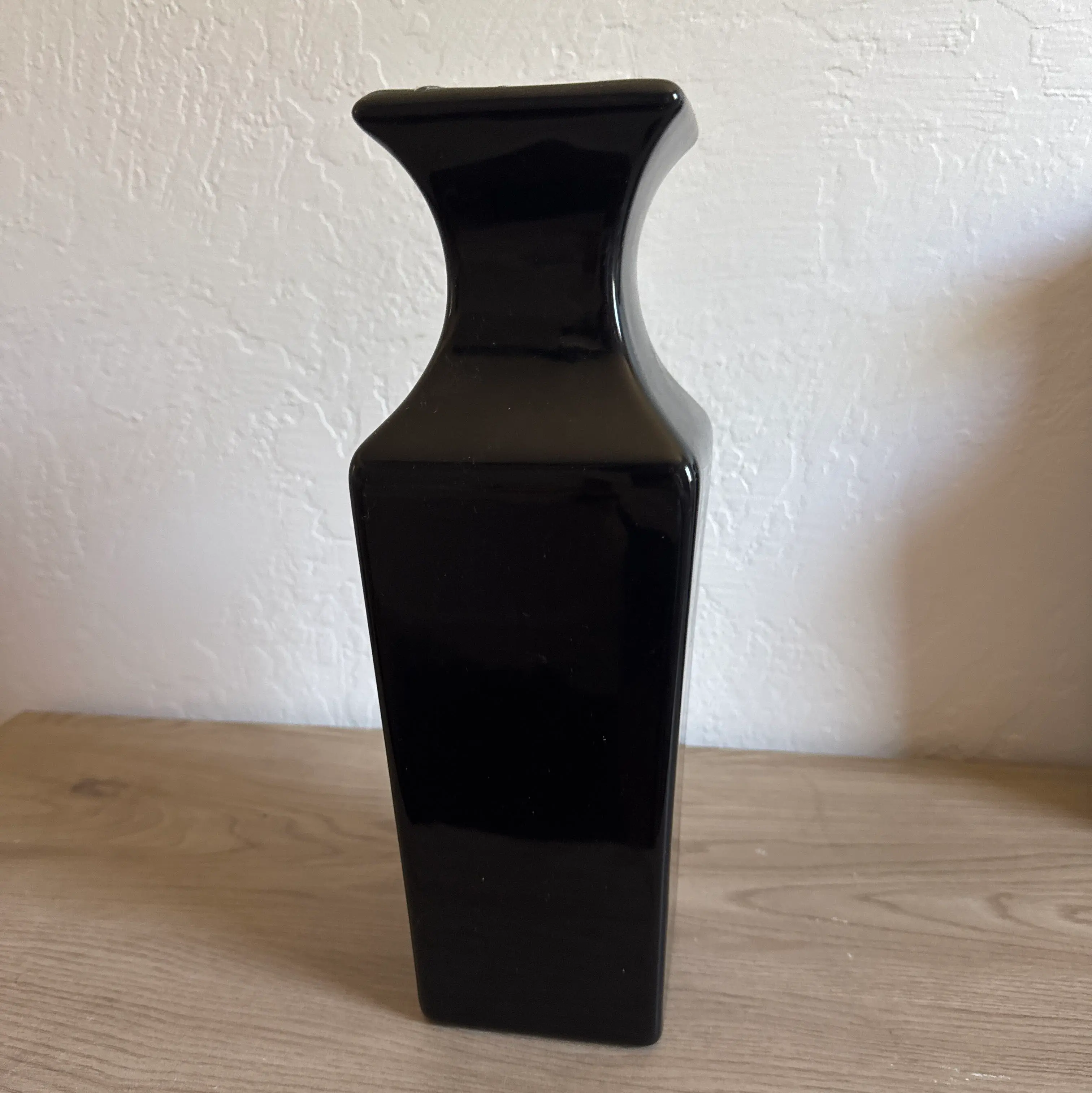 Haegar Black Glazed Floral Ceramic Vase